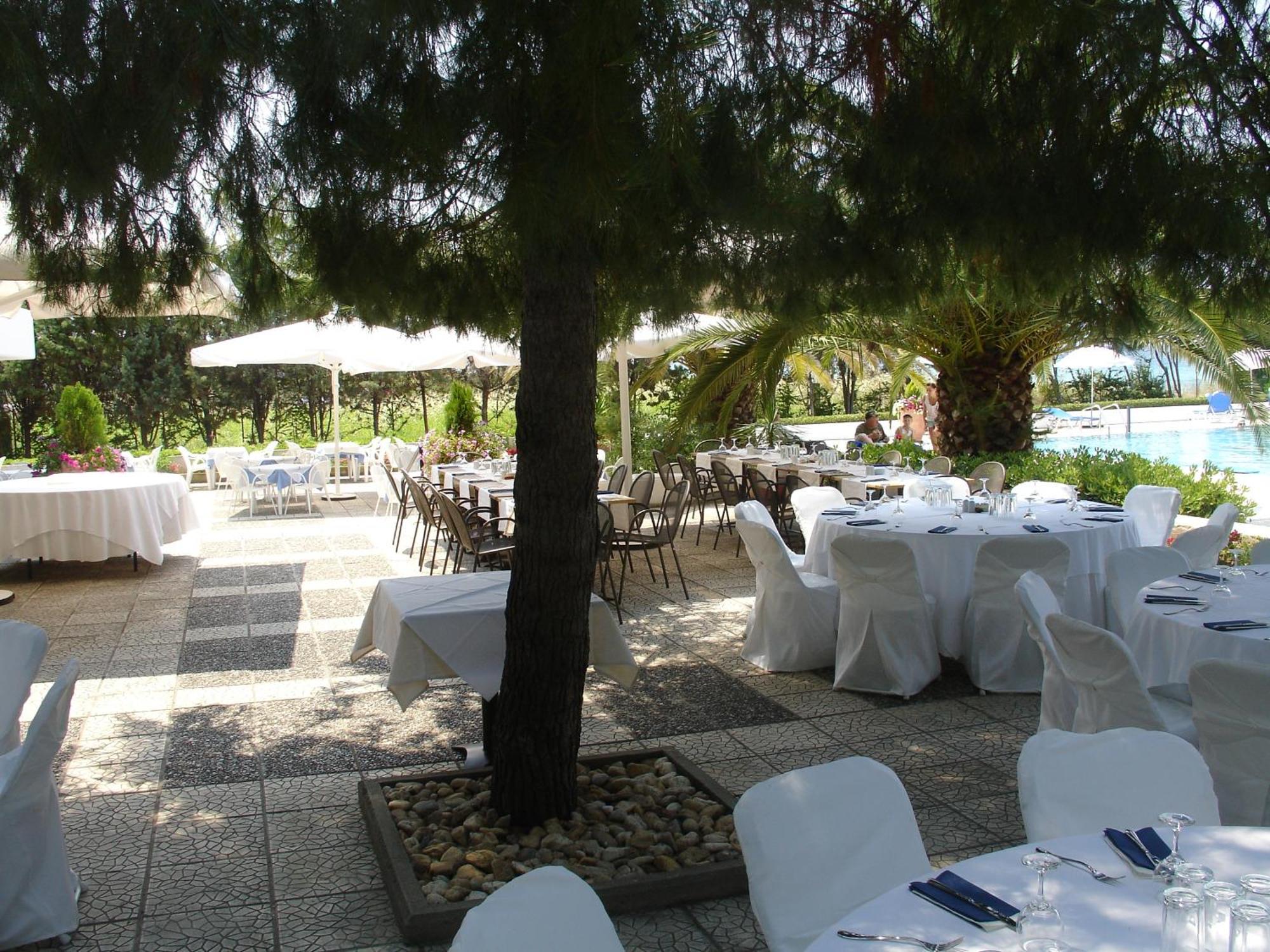 Kassandra Mare Hotel Nea Poteidaia Exterior foto