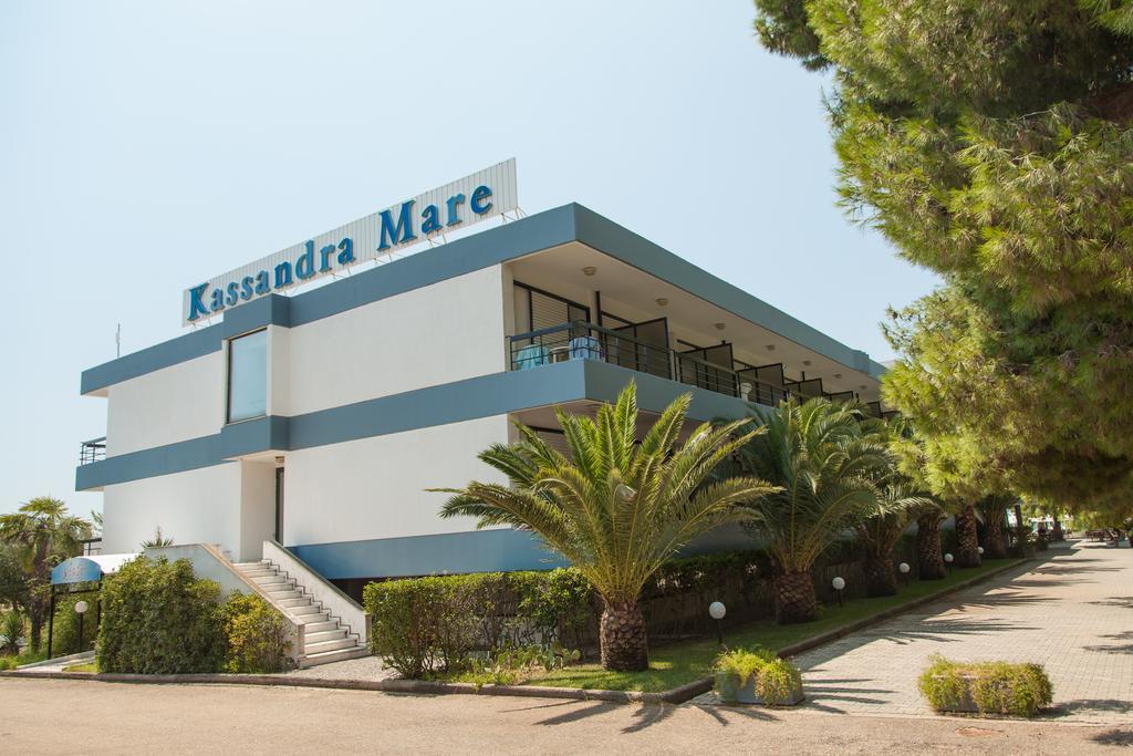 Kassandra Mare Hotel Nea Poteidaia Exterior foto